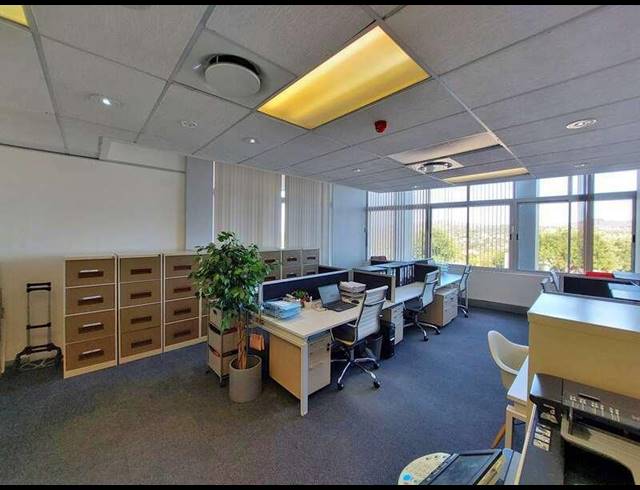 BUSINESS PROPERTY TO RENT IN TYGER VALLEY